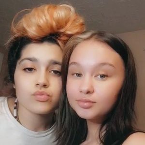 Meet your Posher, Isabel